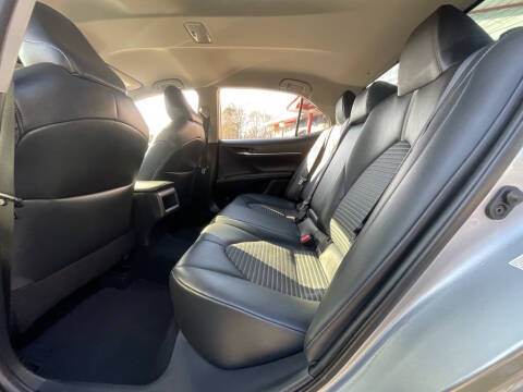 2019 Toyota Camry SE