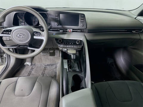 2022 Hyundai Elantra