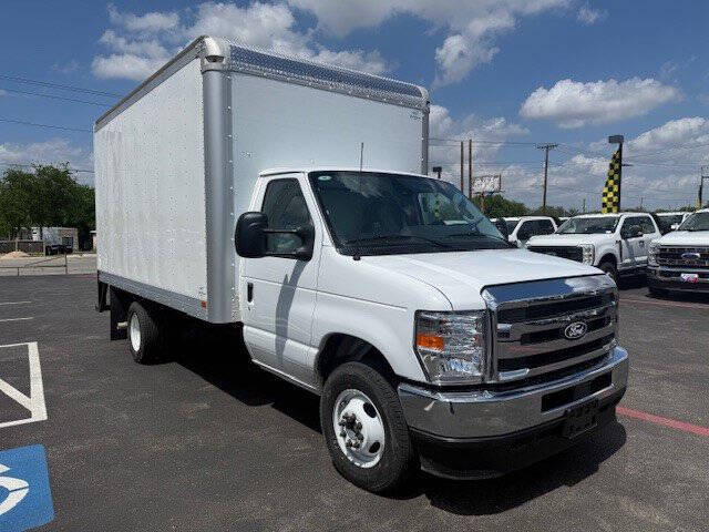 2027 Ford E-Series