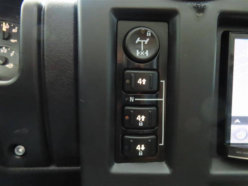 2005 HUMMER H2