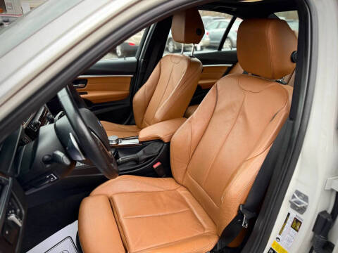 2018 BMW 3 Series 330i xDrive