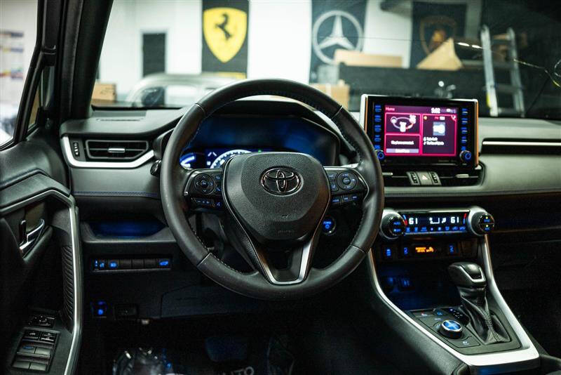 2019 Toyota RAV4 Hybrid XSE