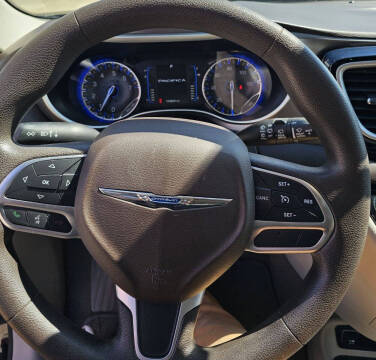 2017 Chrysler Pacifica Touring