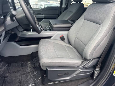 2024 Ford F-150 Lightning XLT