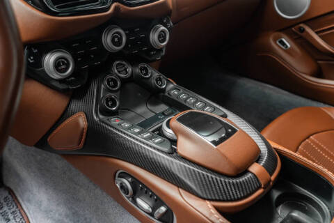 2020 Aston Martin Vantage