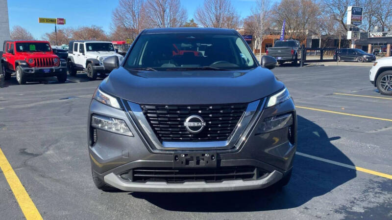 2022 Nissan Rogue SV