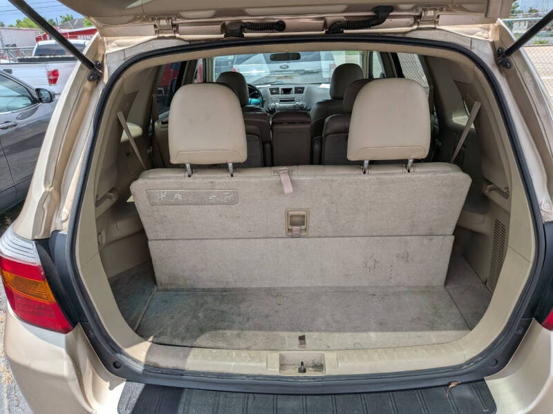 2010 Toyota Highlander SE