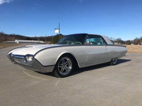 1962 Ford Thunderbird