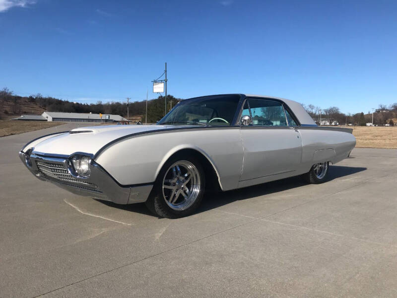 1962 Ford Thunderbird