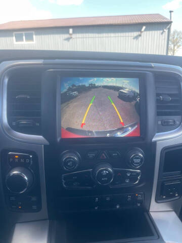 2017 RAM 1500 SLT