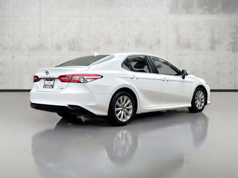 2020 Toyota Camry LE