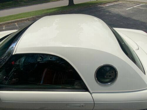 2002 Ford Thunderbird