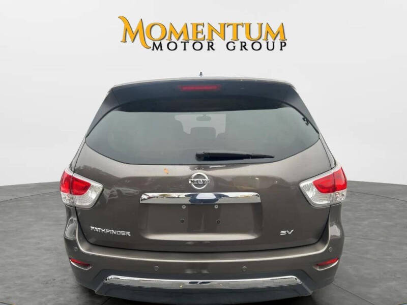 2016 Nissan Pathfinder SV