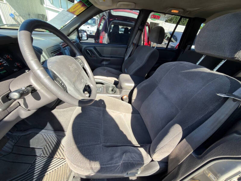 2000 Jeep Grand Cherokee Laredo