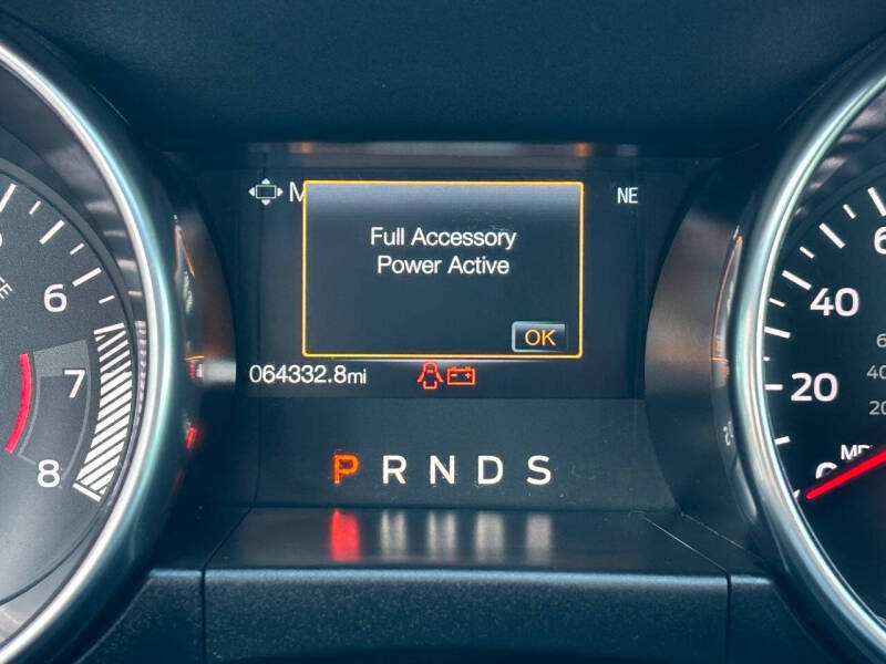 2022 Ford Mustang EcoBoost Premium