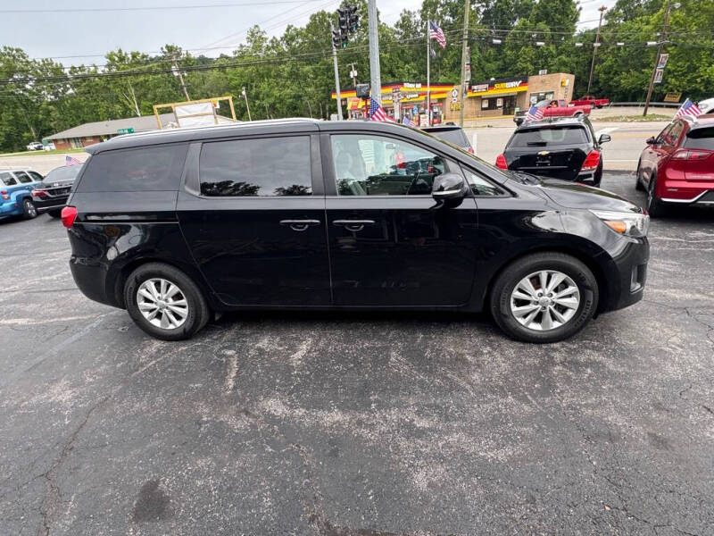2017 Kia Sedona LX