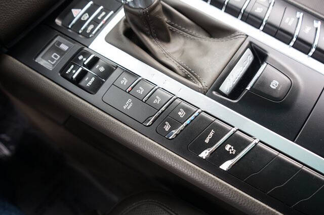 2017 Porsche Macan