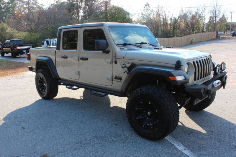 2020 Jeep Gladiator Sport