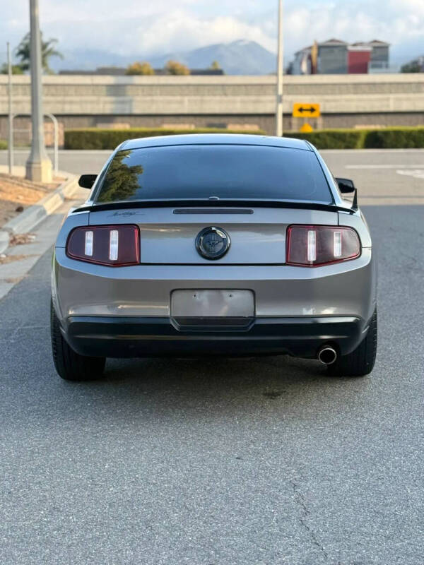 2010 Ford Mustang V6 Premium