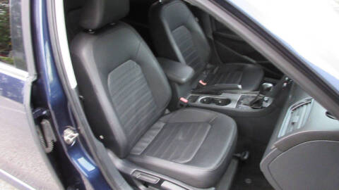 2015 Volkswagen Passat 1.8T SE