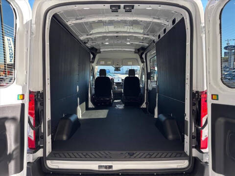 2026 Ford Transit 250