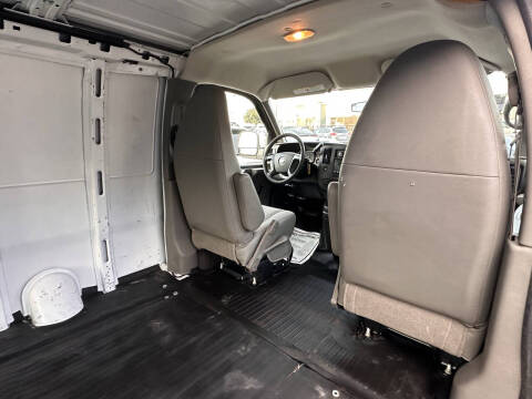 2012 Chevrolet Express 2500