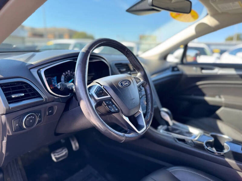 2014 Ford Fusion Hybrid Titanium