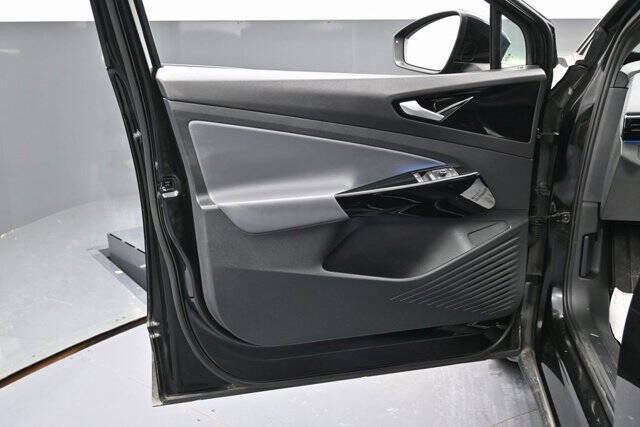 2022 Volkswagen ID.4 Pro