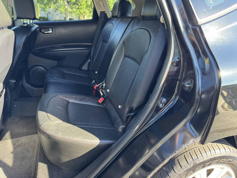 2011 Nissan Rogue SV