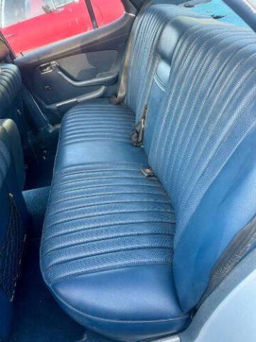 1976 Mercedes-Benz 450-Class