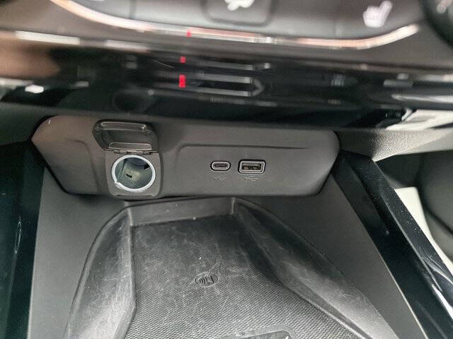 2024 Chevrolet Trax RS
