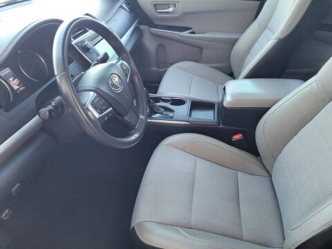 2017 Toyota Camry SE