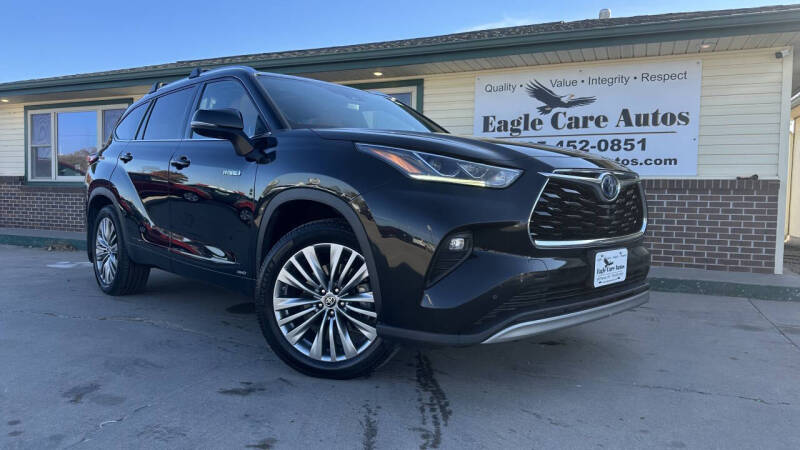 2020 Toyota Highlander Platinum's photo