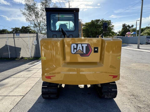 2025 Caterpillar 305.5 E2 CR