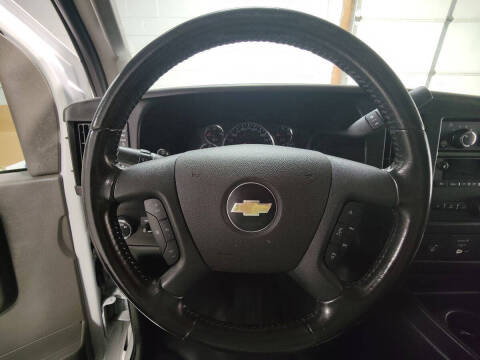 2023 Chevrolet Express 2500