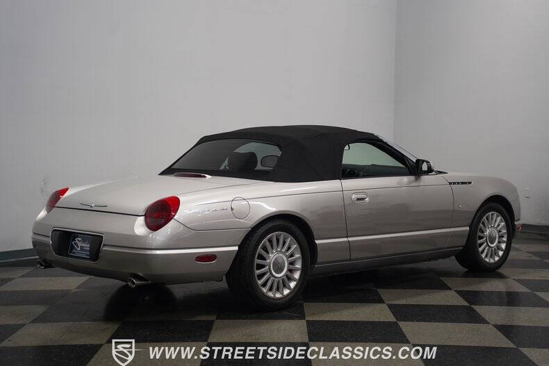 2004 Ford Thunderbird Deluxe