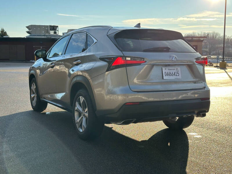 2017 Lexus NX 200t