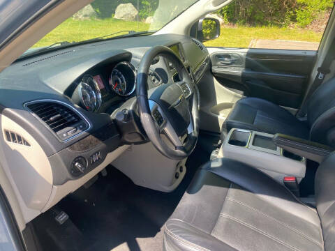 2013 Chrysler Town and Country for sale at Padula Auto Sales in Braintree MA