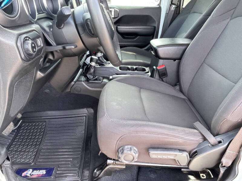 2023 Jeep Gladiator Sport S