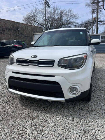 2017 Kia Soul +