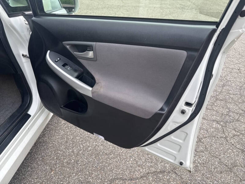 2012 Toyota Prius Plug-in Hybrid