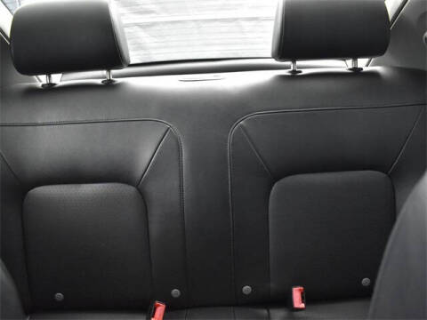 2010 Volkswagen New Beetle