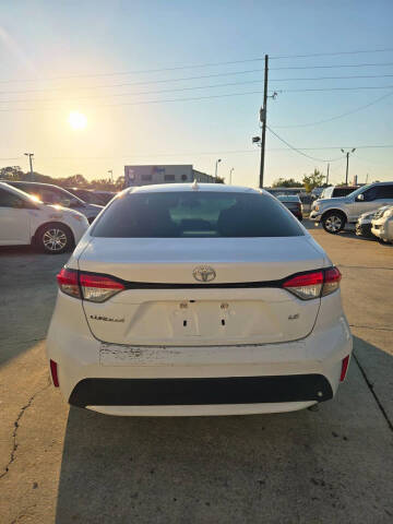 2020 Toyota Corolla LE