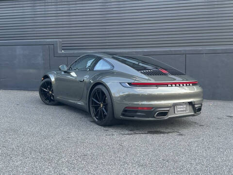 2022 Porsche 911 Carrera
