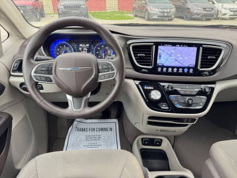 2017 Chrysler Pacifica Touring