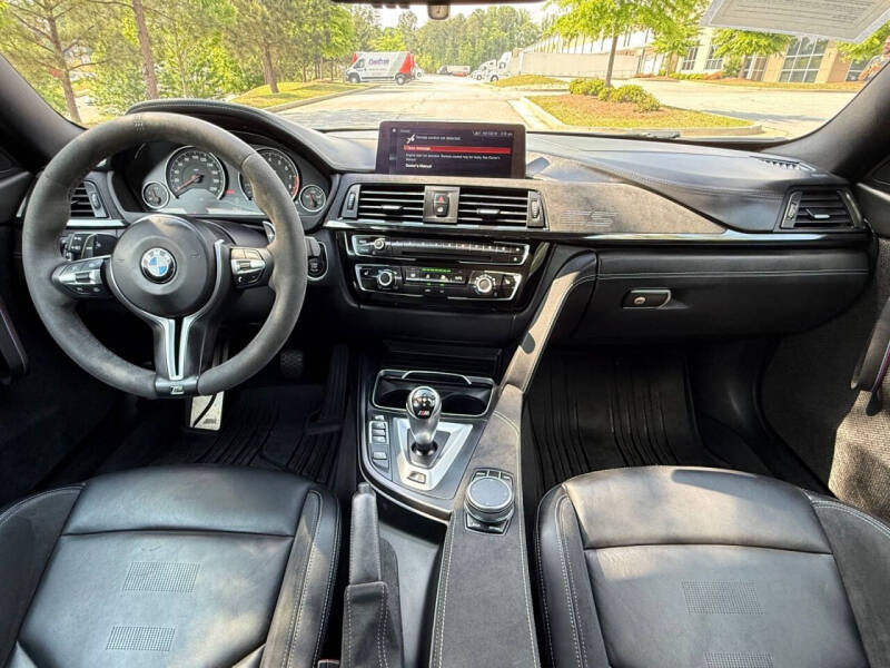 2019 BMW M4 CS