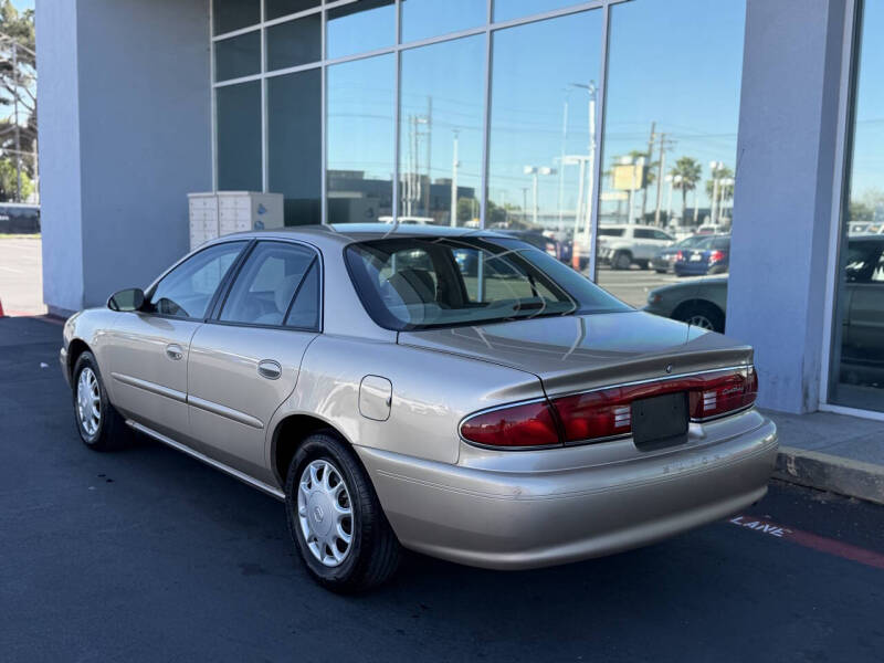 2004 Buick Century Standard