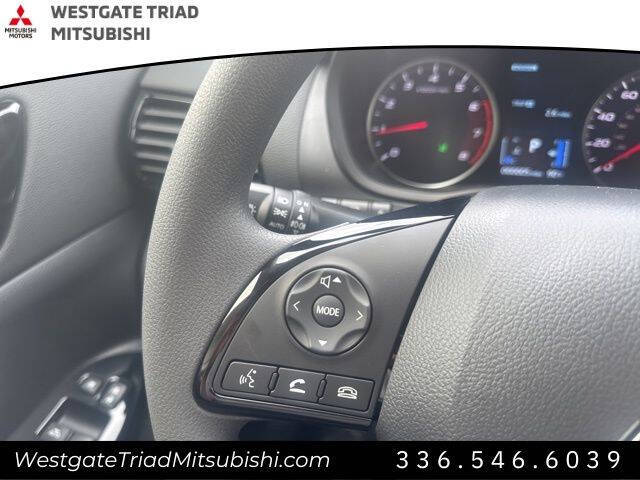 2025 Mitsubishi Eclipse Cross LE