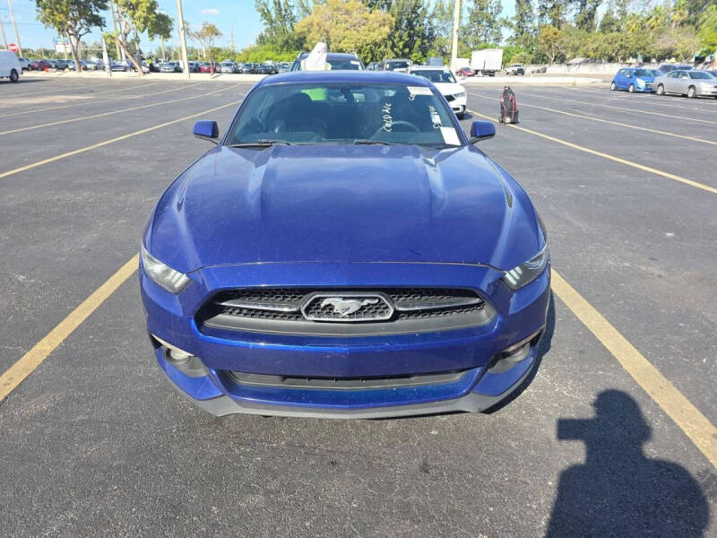 2015 Ford Mustang V6