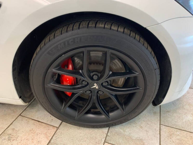 2023 Tesla Model 3 Performance